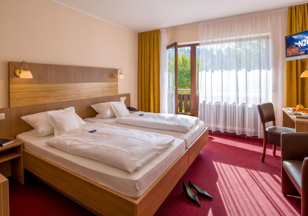 Gasthof & Landhotel Ohrnbachtal Weilbach Eksteriør bilde